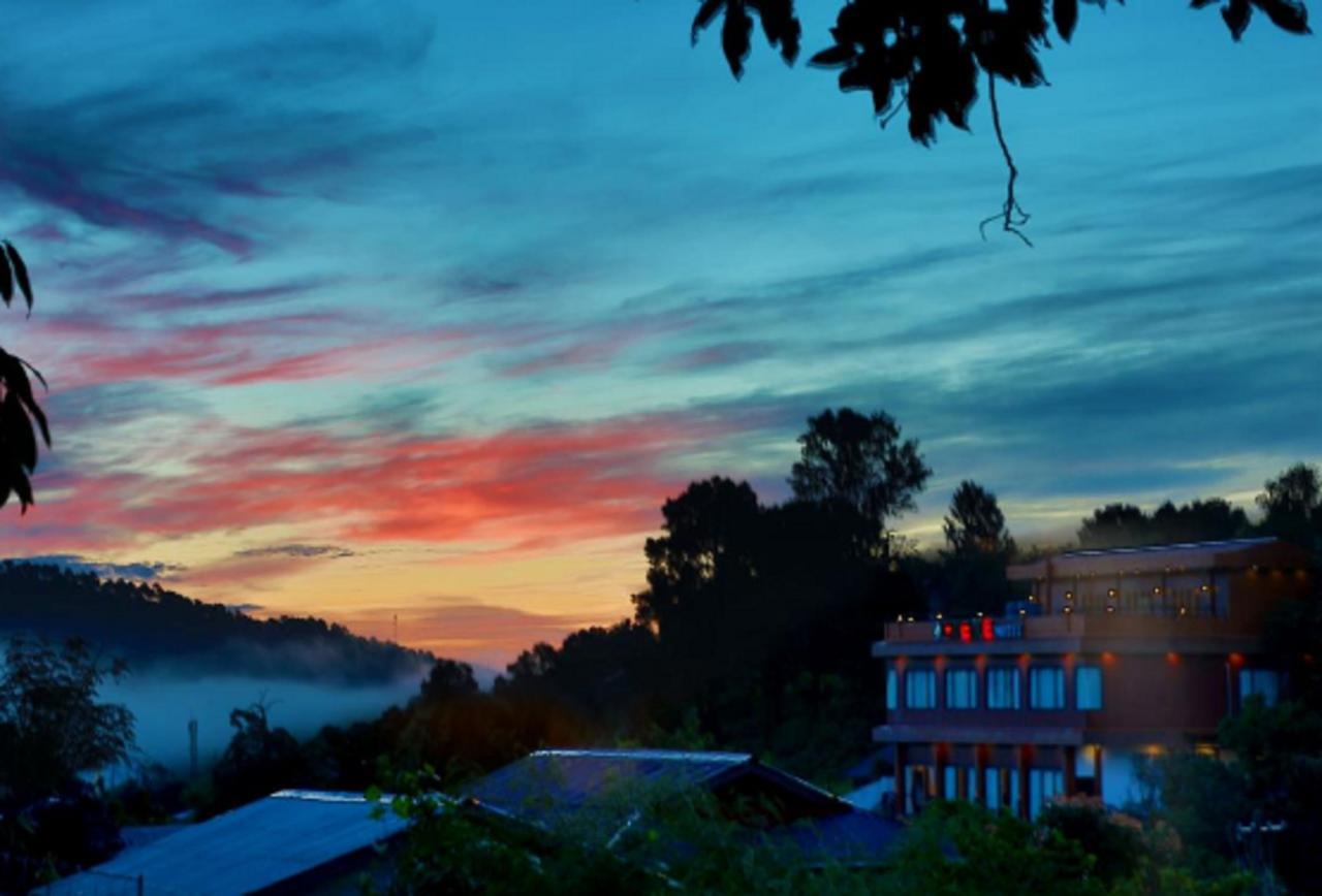 Essence Motel Kalaw Εξωτερικό φωτογραφία